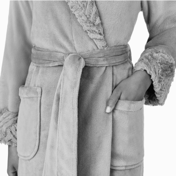 Carole Hochman Plush Robe Women's Medium Grey Sleepwear Lounge Robe New! - Picture 7 of 11
